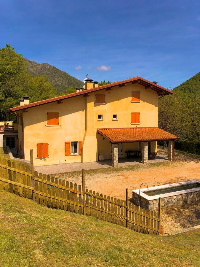 トスコラーノ・マデルノ Agriturismo San Lorenzo Di Persegnoヴィラ エクステリア 写真